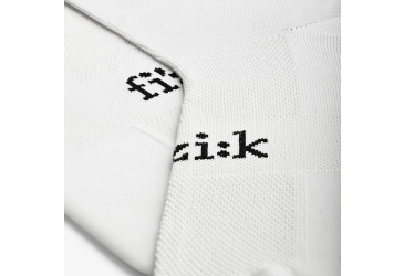 FIZIK PONOŽKY ROAD PERFORMANCE WHITE (FZKSOCKSRO20)